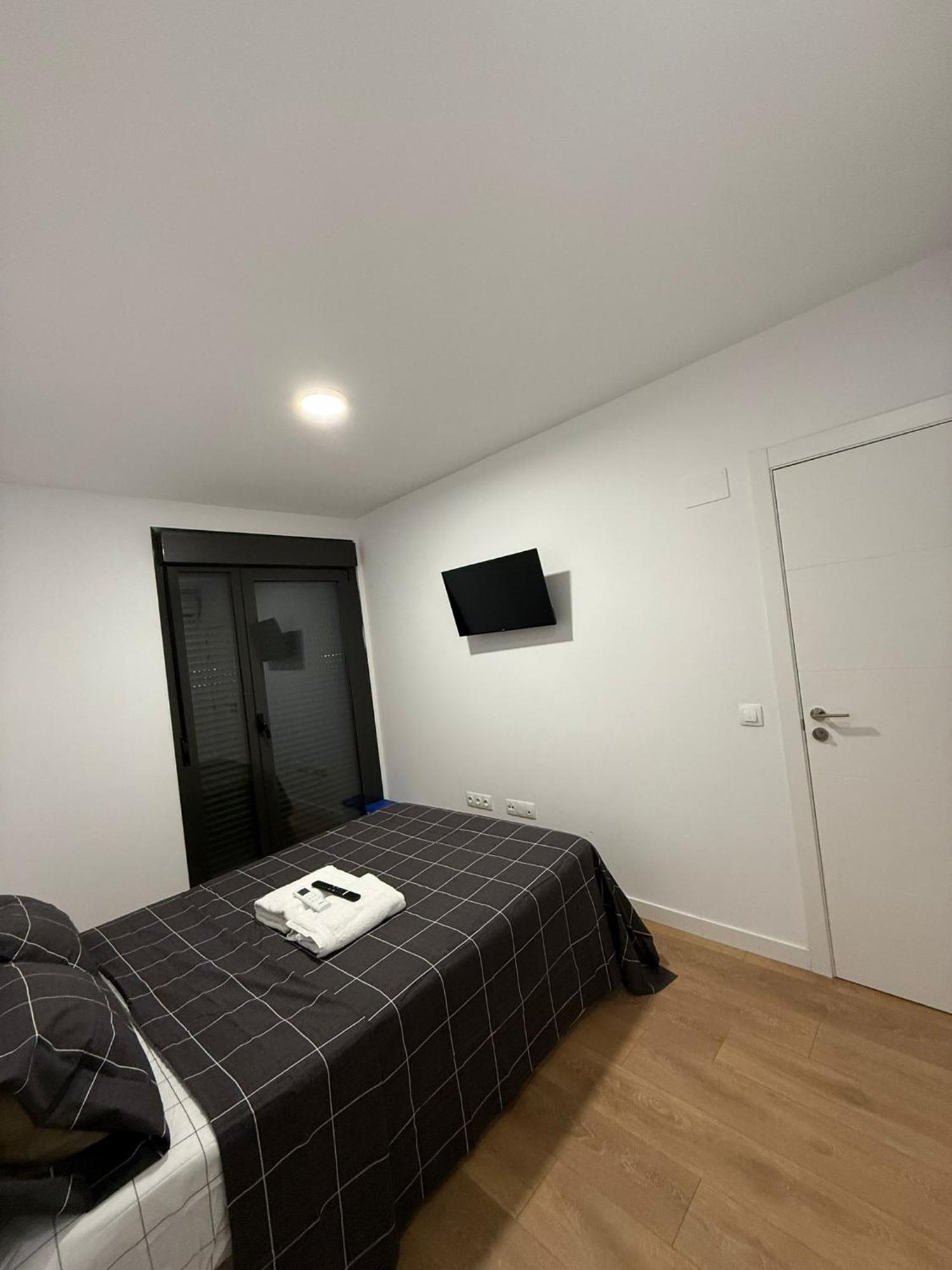 To Room Madrid Porras Exteriör bild