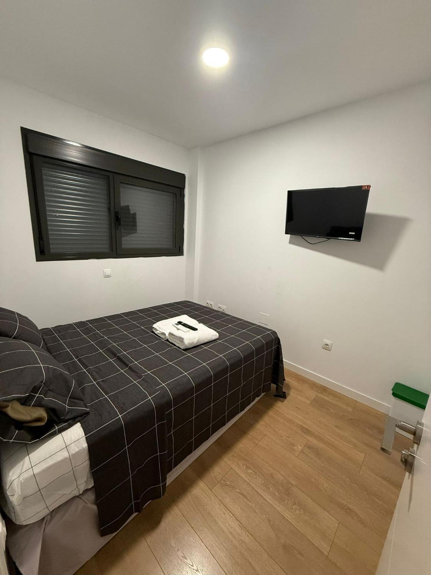To Room Madrid Porras Exteriör bild