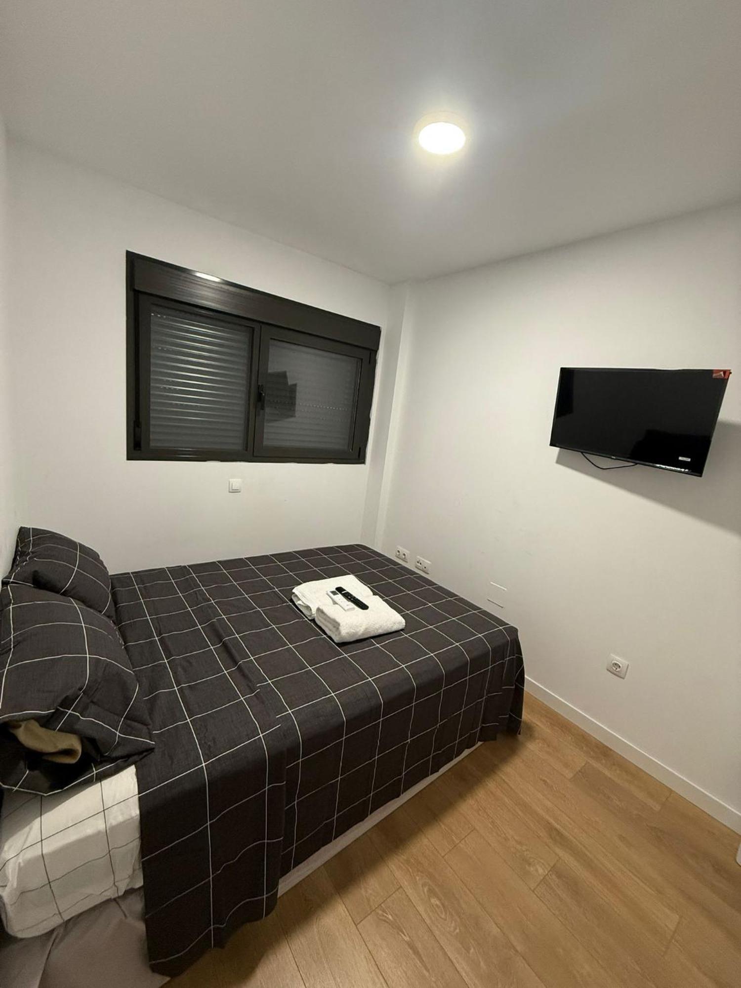 To Room Madrid Porras Exteriör bild